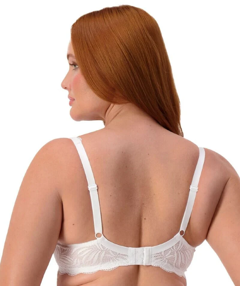 Triumph Essential Lace Balconette Bra - White - Image 2