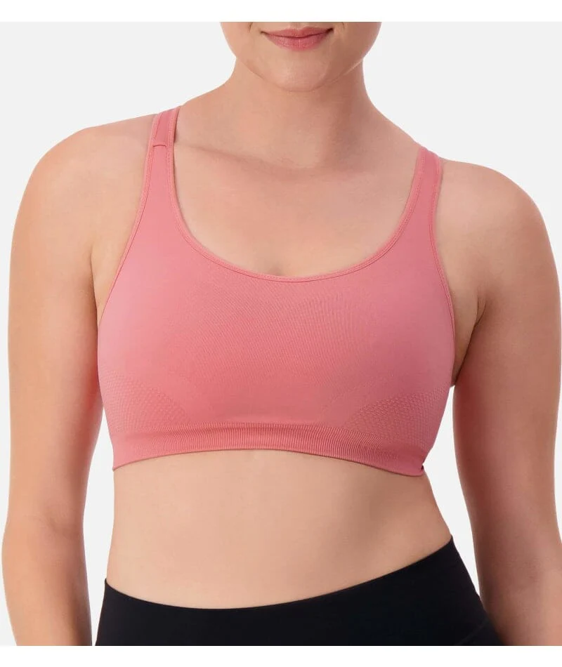 Triumph Triaction Ultra Seamfree Sports Bra - Salsa
